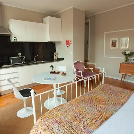 View - Santo Ildefonso Lovely Apartamento