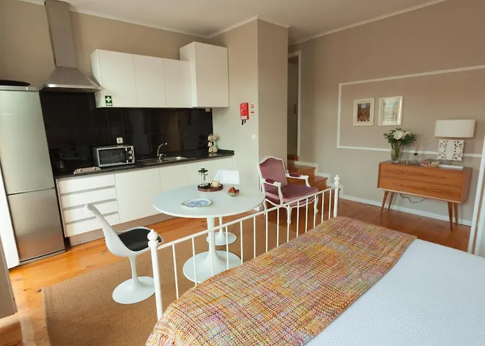 View - Santo Ildefonso Lovely Apartamento