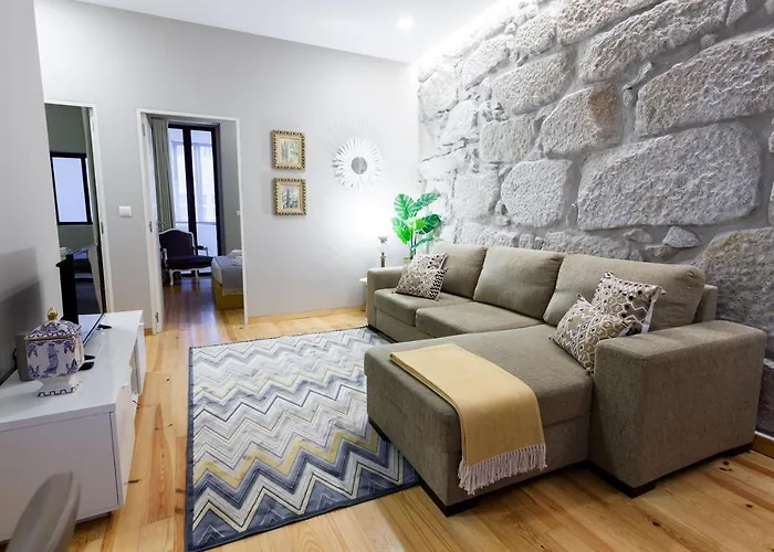 View - Santo Ildefonso Lovely Apartamento *